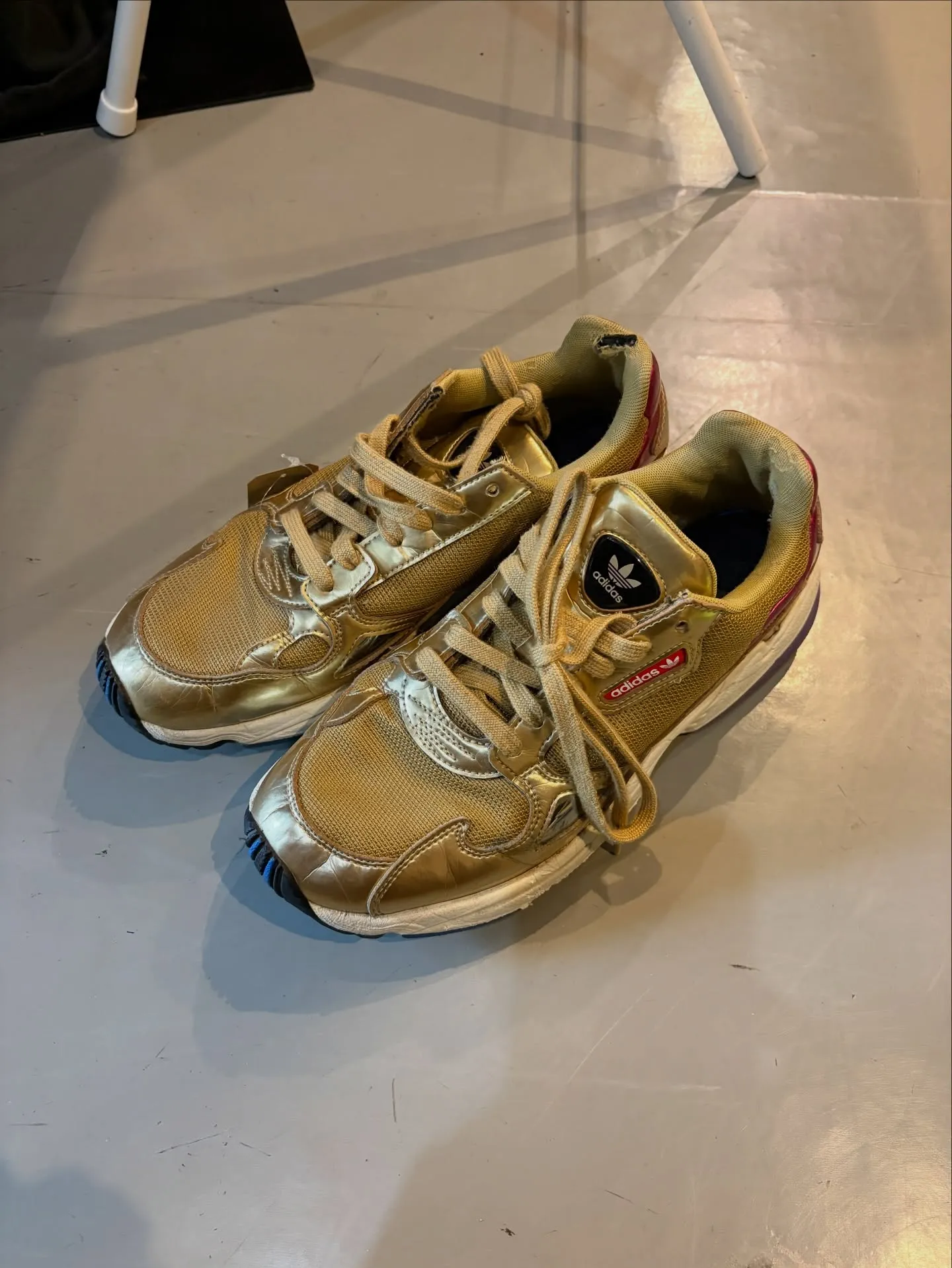 【商品紹介】新着シューズ4点