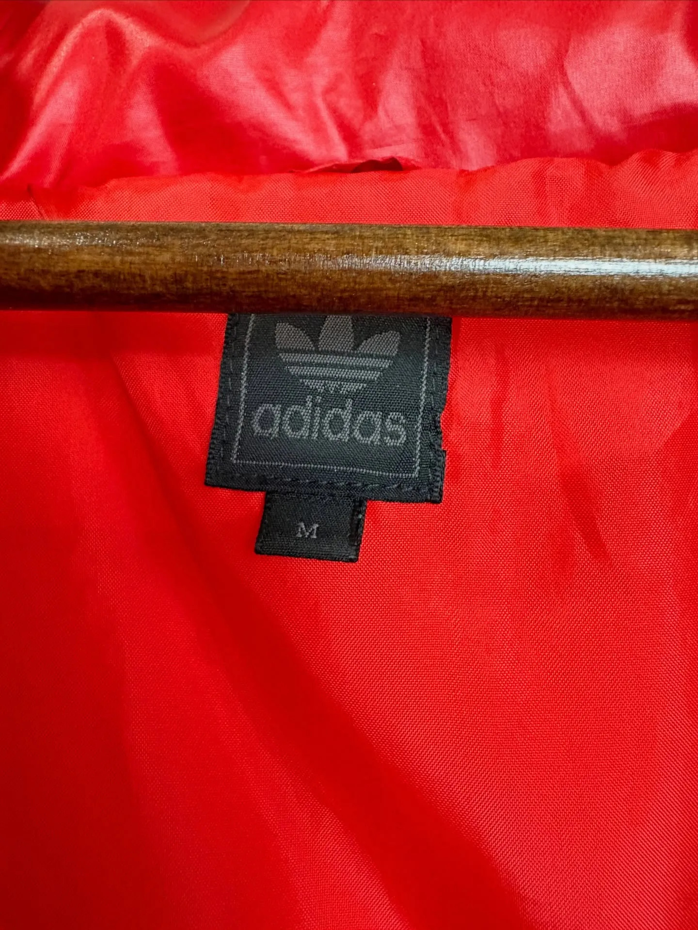 【商品紹介】adidas 90s トレフォイルロゴ 中綿ダウ...