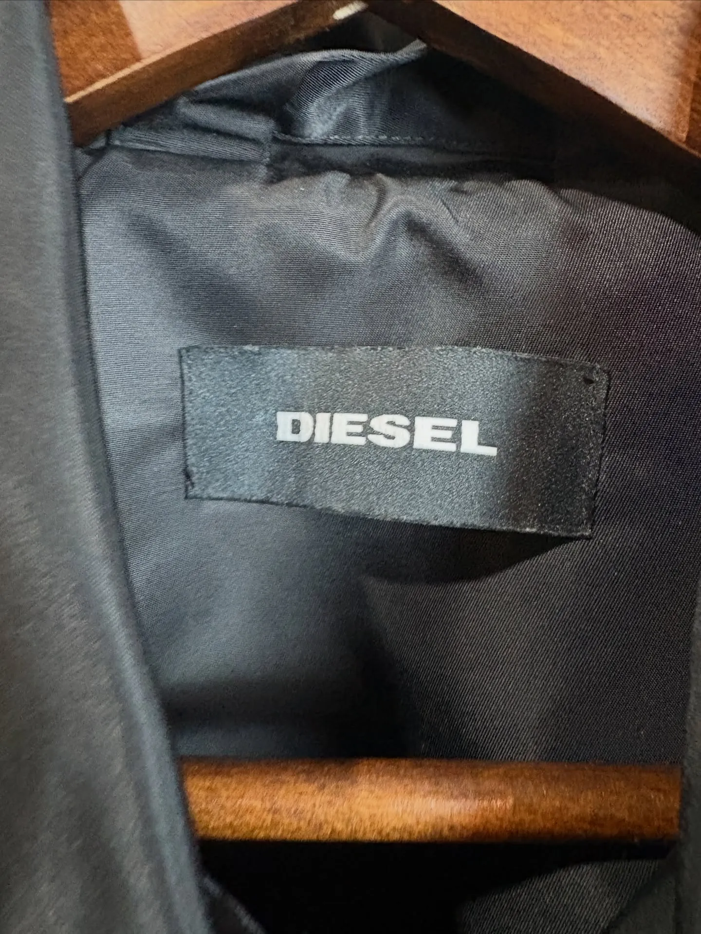 【商品紹介】DIESEL Embroidery Coach ...