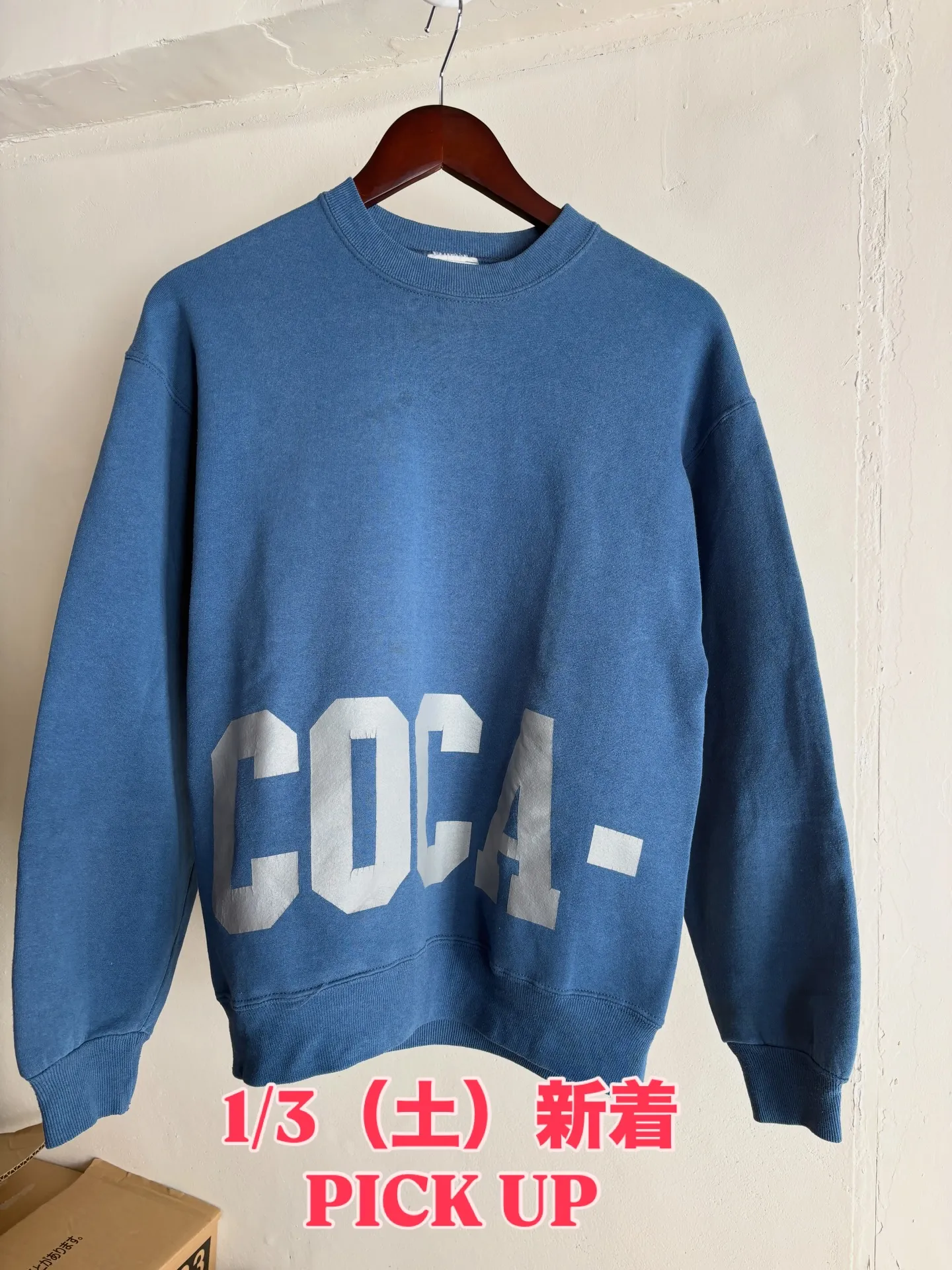 【商品紹介】Coca-Cola ビッグプリント クルーネック...