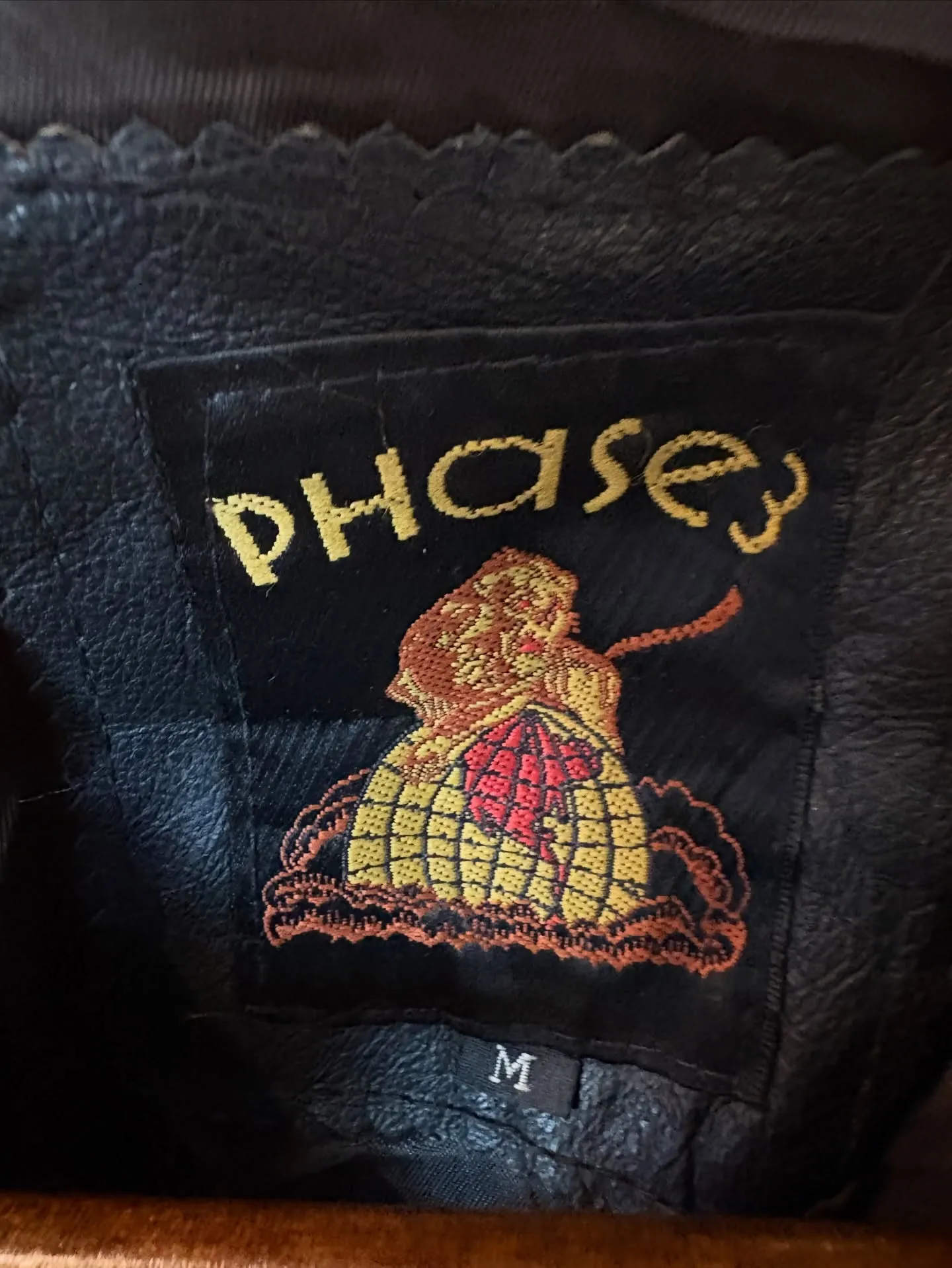 【商品紹介】PHASES マルチフラッグ レザージャケット ...