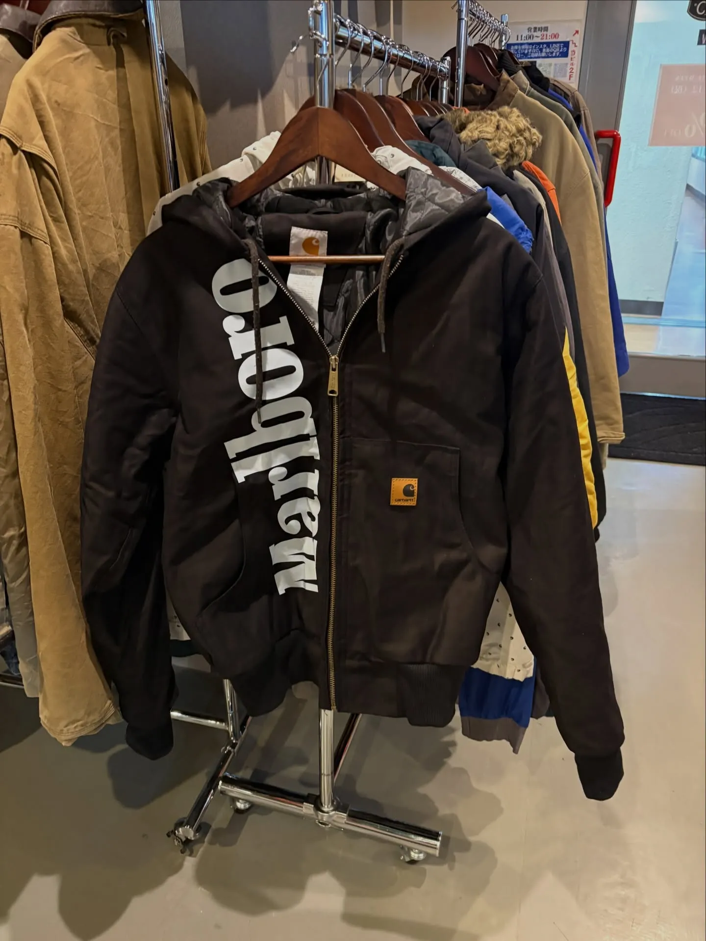 【商品紹介】1/10（土）12時販売開始carharttジャ...