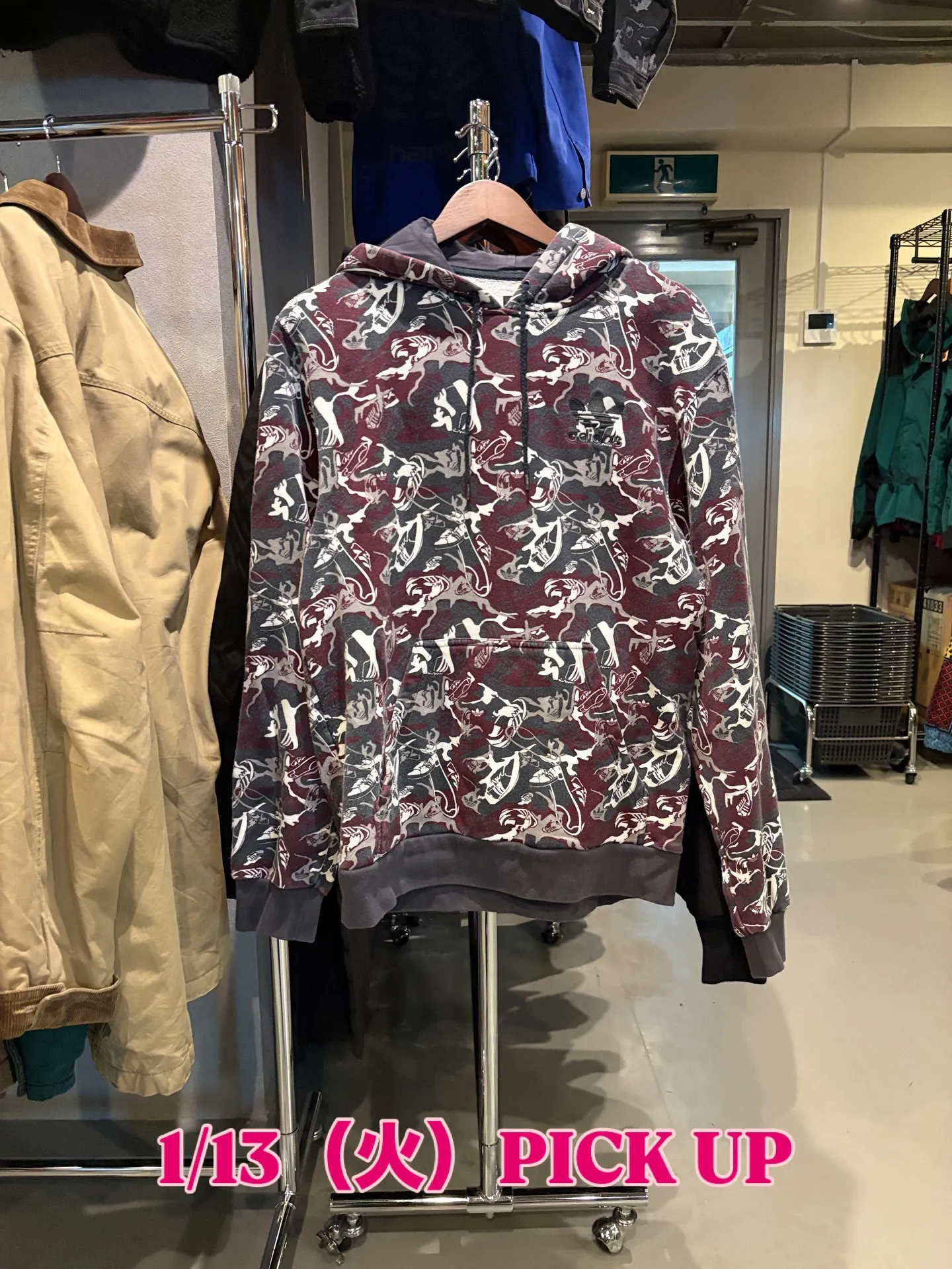 【商品紹介】adidas 総柄プルオーバーフーディ / Bo...